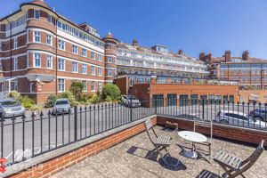 Photo 29- click for photo gallery